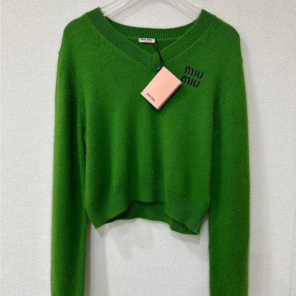 Miu Miu Vibrant Green V-Neck Sweater - Picture 1 of 5